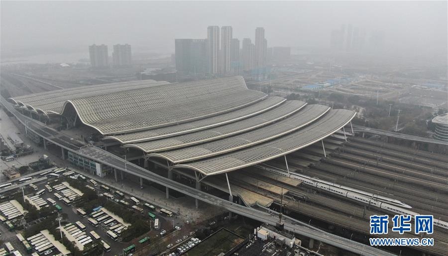 （新華全媒頭條·圖文互動）（2）同舟共濟(jì)戰(zhàn)“疫”記——中國抗擊新冠肺炎疫情全紀(jì)實(shí)