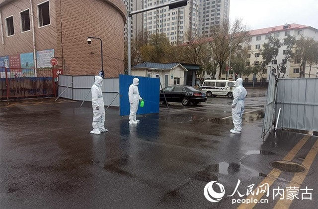 東瓦窯市場有序恢復開放。賽罕區(qū)融媒體中心供圖