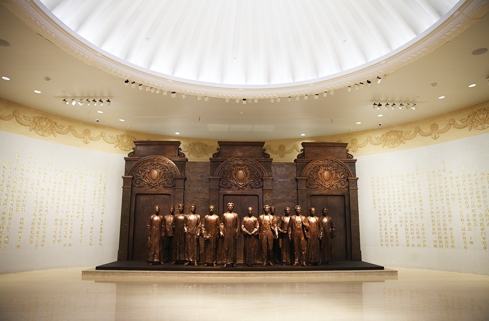 中共一大紀念館序廳。人民網(wǎng)記者 楊文全攝