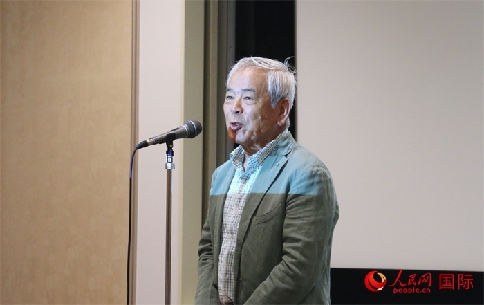 展覽名譽(yù)顧問(wèn)、日本前文化廳長(zhǎng)官青柳正規(guī)致辭。（人民網(wǎng) 許可攝）