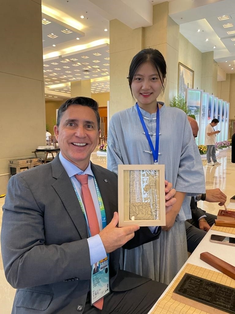 巴西大學(xué)生體育聯(lián)合會(huì)主席盧西亞諾·卡布拉爾。受訪者供圖