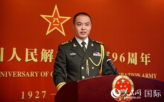 中國駐瑞典大使館李珂副武官致辭。人民網(wǎng)記者 殷淼攝