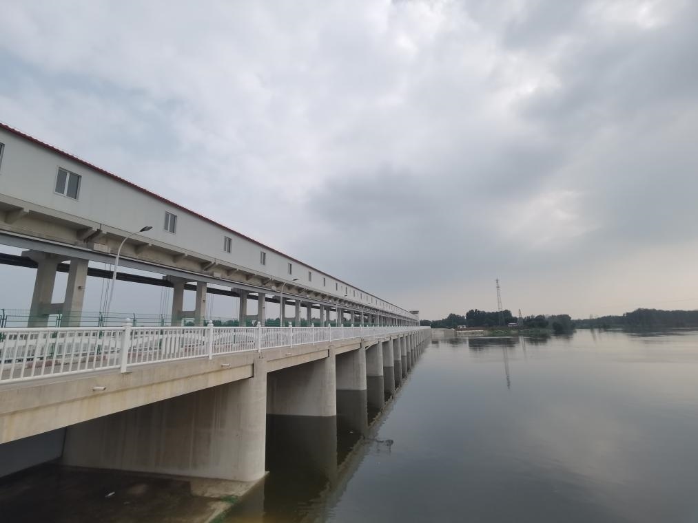 圖為獨流減河進洪南閘。新華社記者 劉惟真 攝