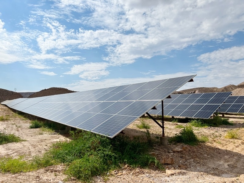 甘肅白銀深部銅礦廢石場100兆瓦光伏發(fā)電項目。受訪者供圖