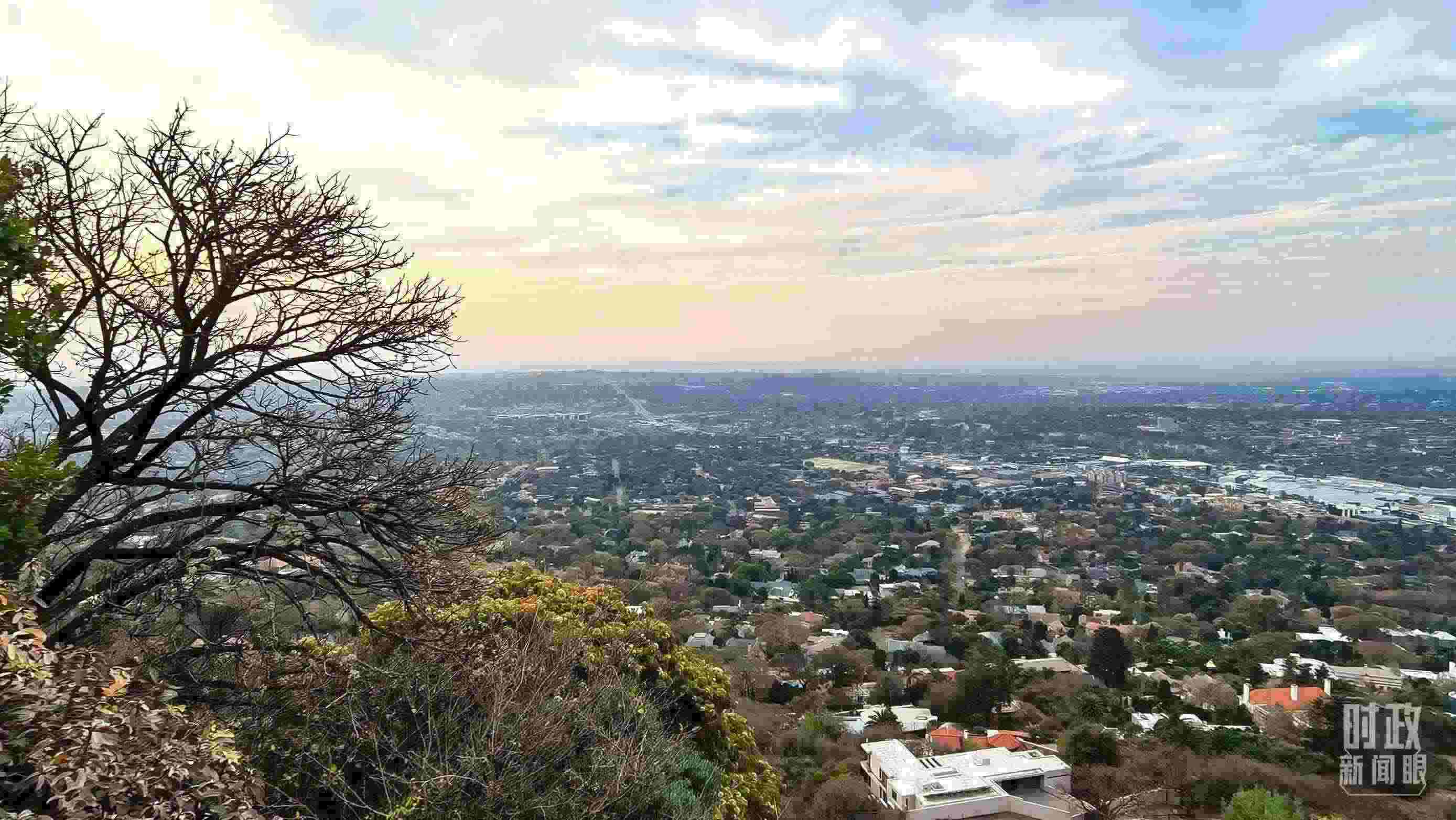 △南非約翰內(nèi)斯堡。（總臺央視記者韓銳拍攝）