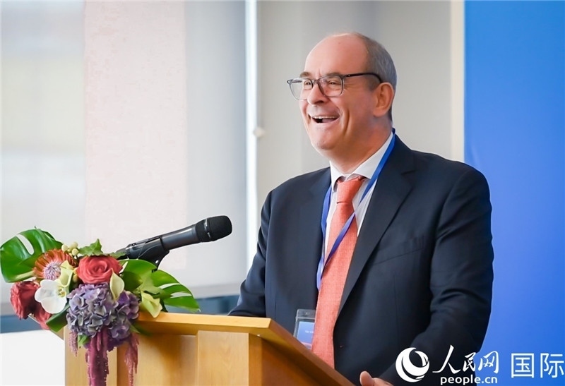 圖為倫敦?戶港代表致辭。人民網(wǎng) 郭錦標(biāo)攝