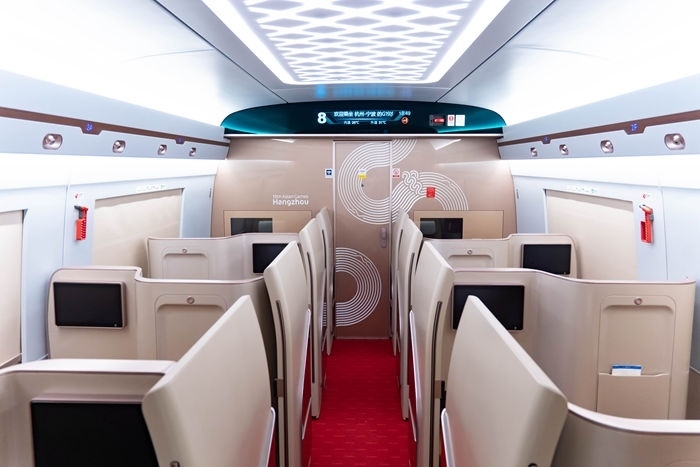 復(fù)興號亞運(yùn)智能動車組列車。上海鐵路局融媒體中心供圖