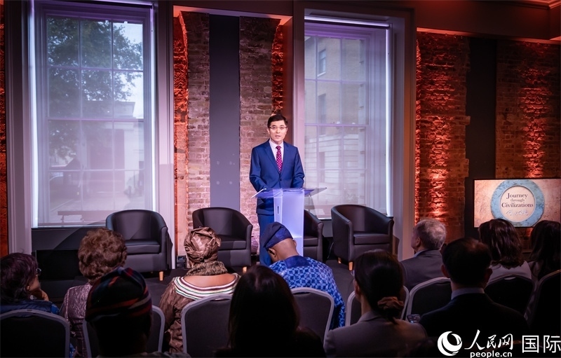 中國駐英國使館臨時(shí)代辦楊曉光致辭。人民網(wǎng) 郭錦標(biāo)攝