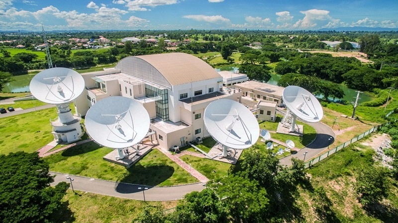 2016年8月1日拍攝的老撾首都萬(wàn)象的老撾一號(hào)通信衛(wèi)星地面站全景。