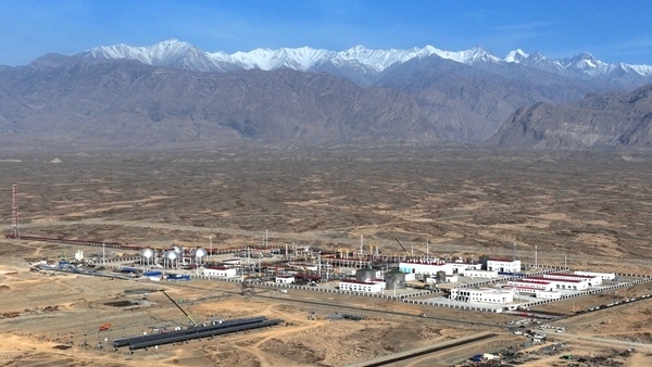 塔里木油田博孜天然氣處理廠。陳士兵 攝