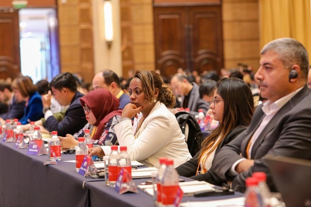 11月24日，論壇嘉賓在聆聽演講。新華社記者 辛夢晨 攝