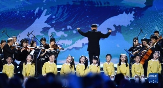 12月16日拍攝的第五屆海南島國際電影節(jié)開幕式現(xiàn)場。