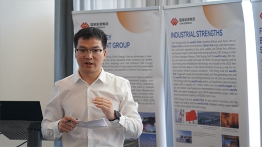 龍源公司代表發(fā)言致辭。 人民網(wǎng) 張茜攝