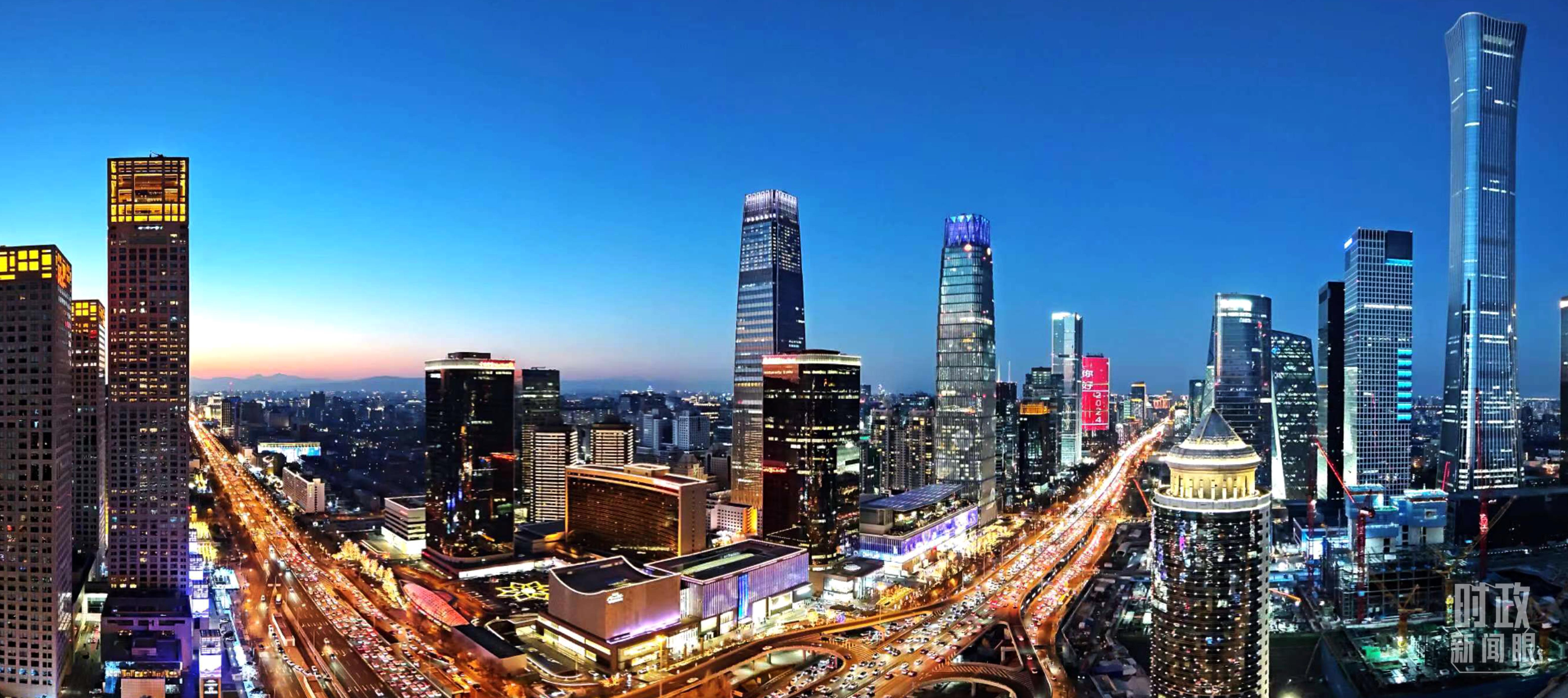 △2023年12月31日，北京CBD商圈。（總臺央視記者鐘信偉拍攝）