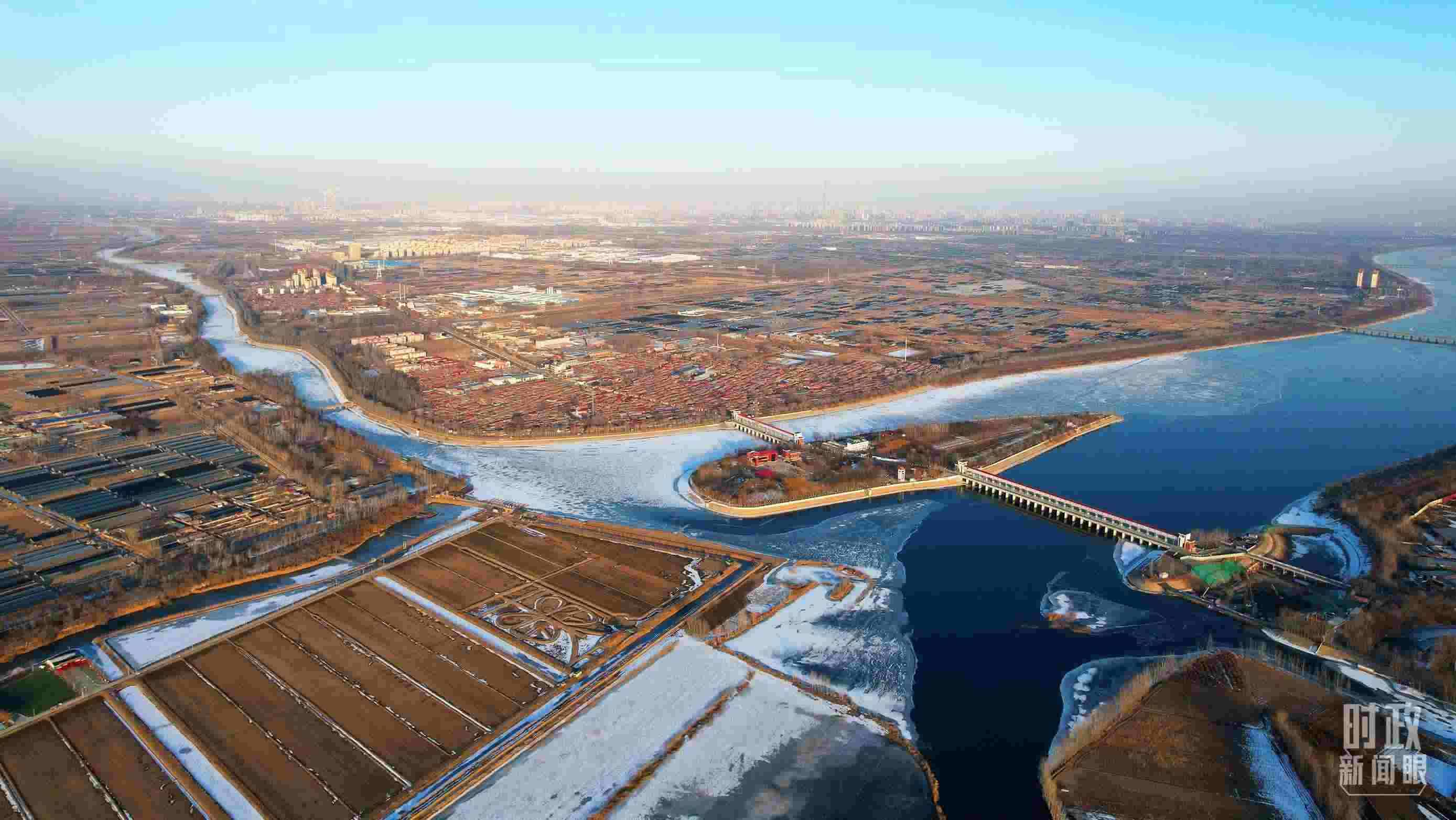 △俯瞰第六埠村。（總臺央視記者范凱拍攝）