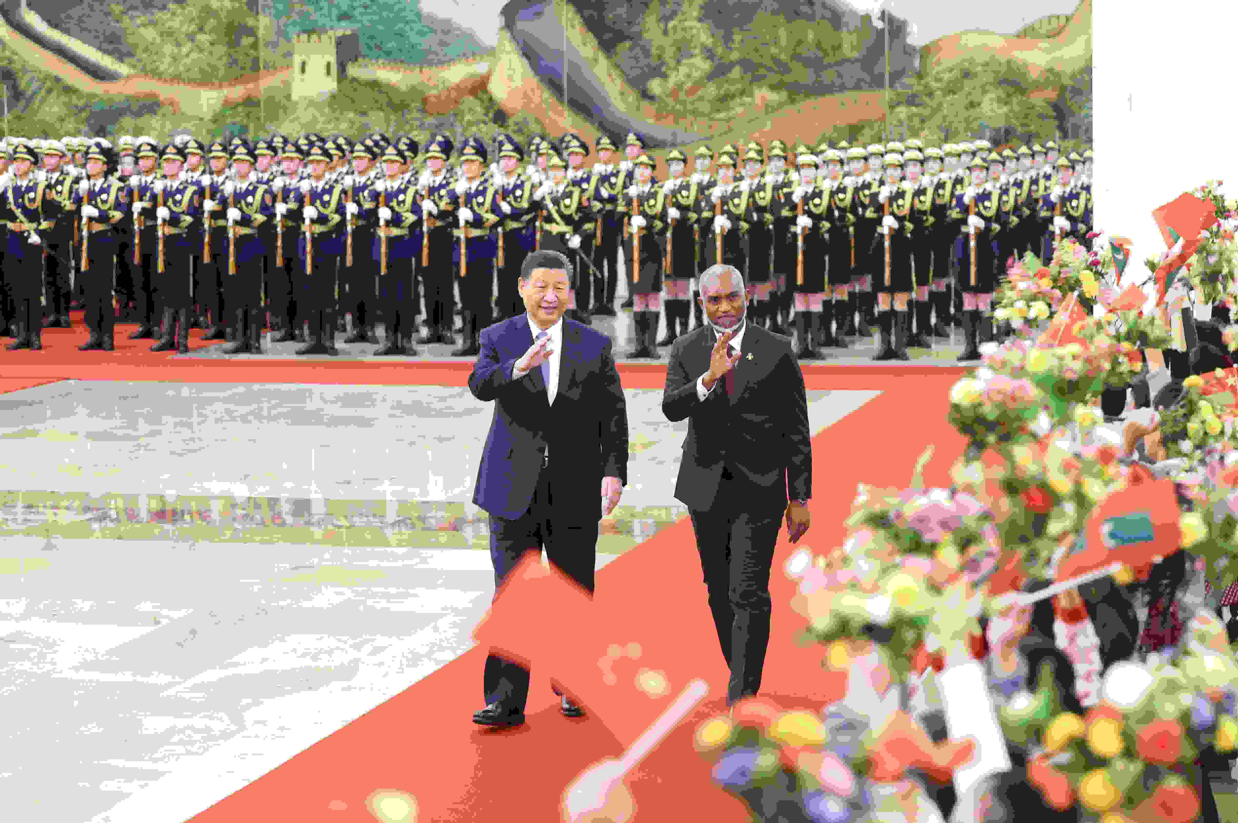 △2024年1月10日下午，國家主席習(xí)近平在北京人民大會堂同來華進行國事訪問的馬爾代夫總統(tǒng)穆伊茲舉行會談。會談前，習(xí)近平主席在人民大會堂北大廳為穆伊茲總統(tǒng)舉行歡迎儀式。