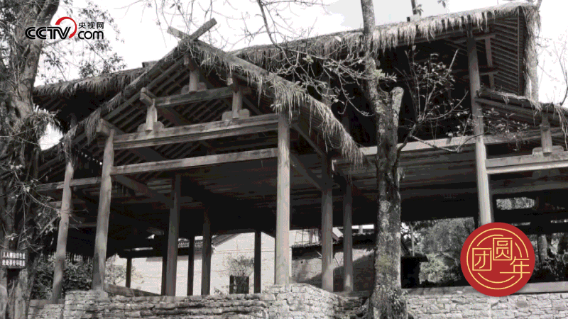 △ 云南省騰沖市清水鄉(xiāng)三家村的司莫拉佤族村曾經是貧困村，隨著國家脫貧攻堅、鄉(xiāng)村振興的推進，這個小村寨舊貌換新顏，變成了名副其實的美麗鄉(xiāng)村。