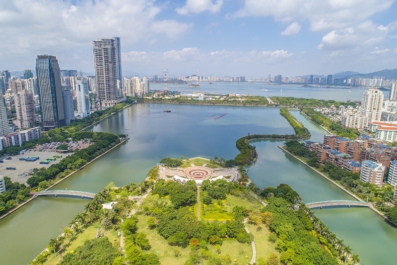 2021年5月15日，廈門，航拍筼筜湖，景色優(yōu)美。