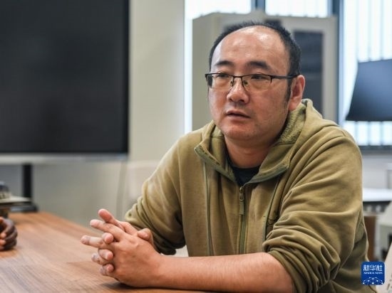 2月15日，在亞的斯亞貝巴的埃塞俄比亞聯(lián)邦職業(yè)技術(shù)培訓(xùn)學(xué)院，魯班工坊中方負(fù)責(zé)人江絳接受新華社采訪。