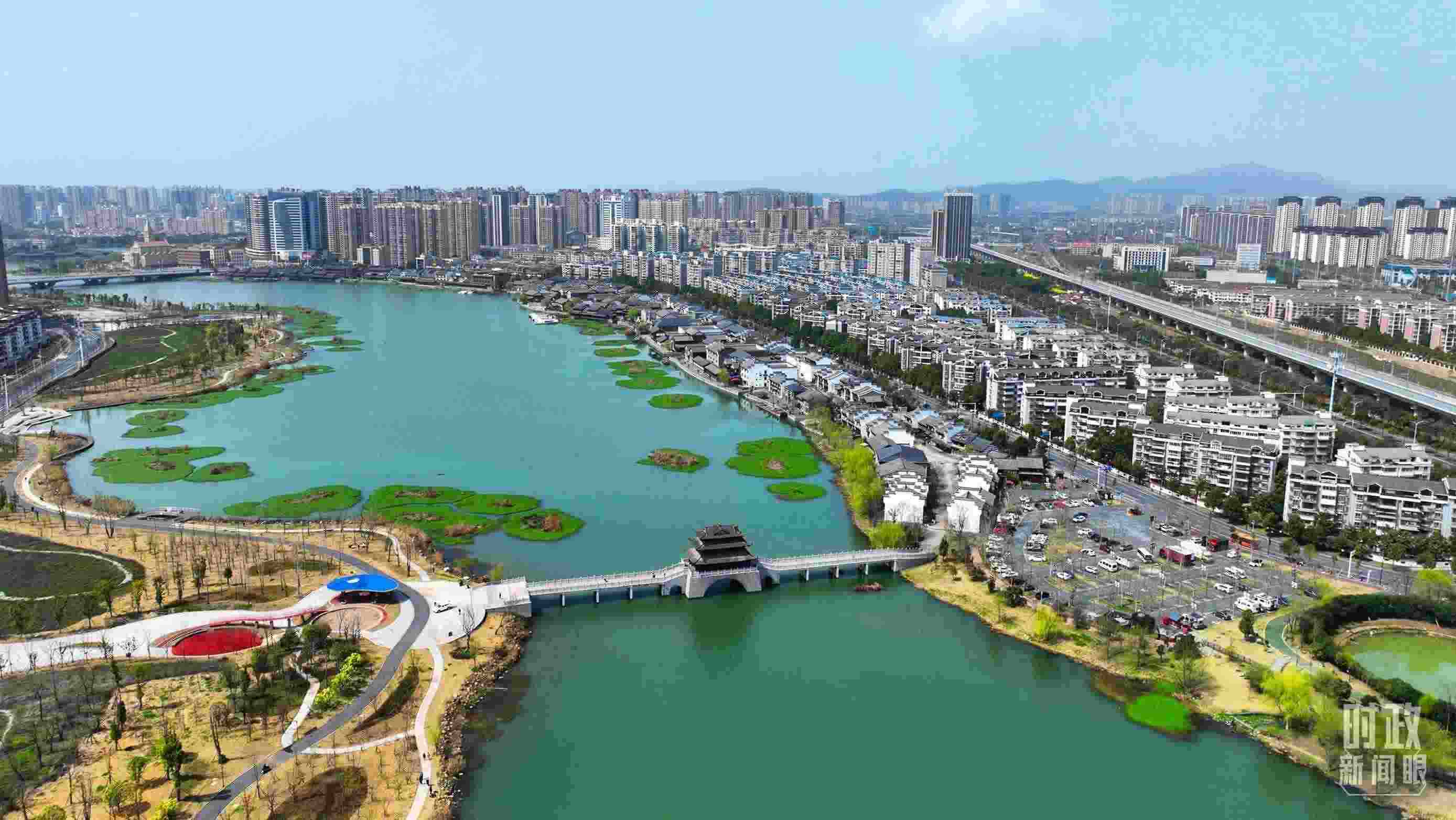 湖南常德。此次座談會前，習(xí)近平在長沙、常德兩地實地考察。（總臺央視記者范凱拍攝）