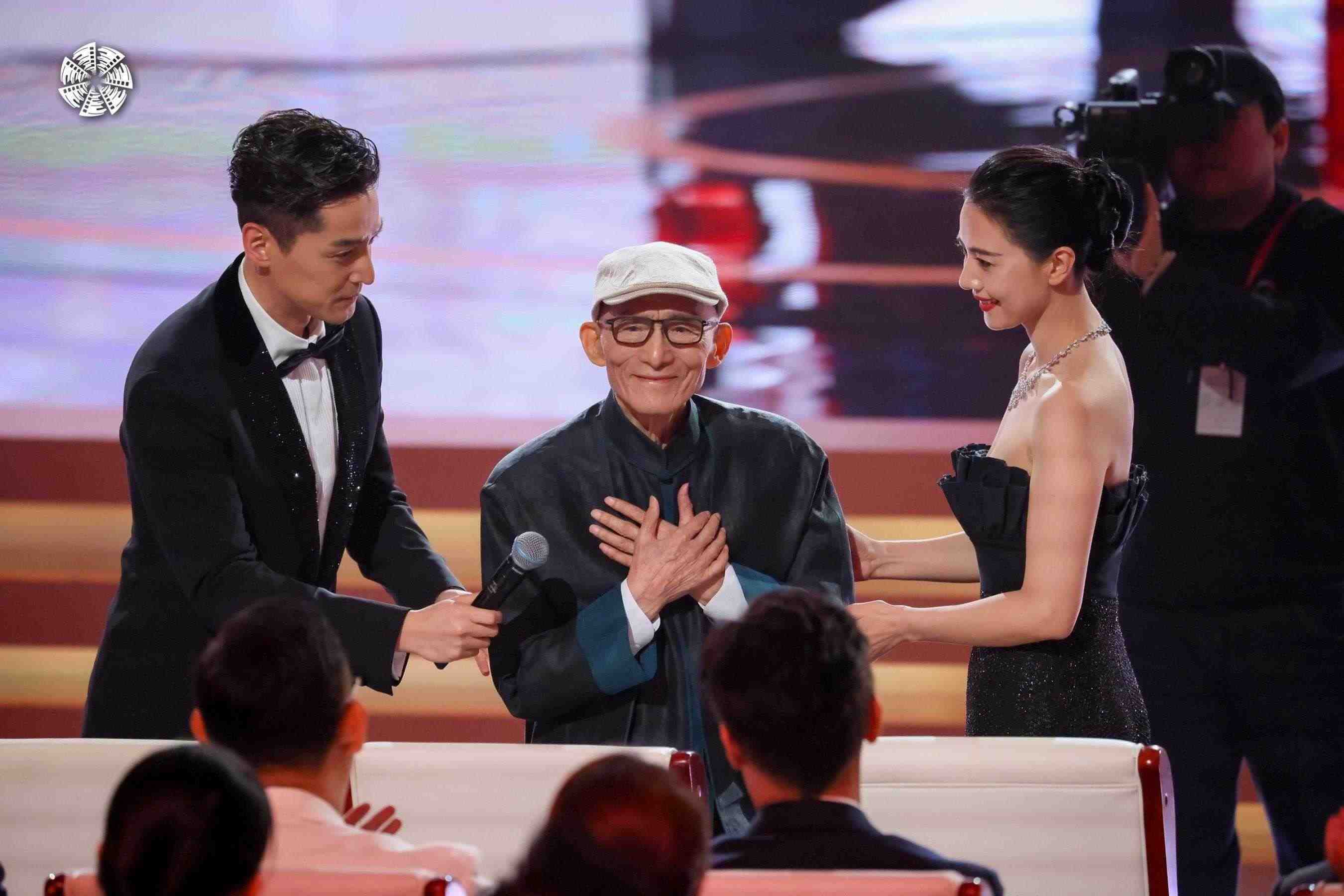 從左到右依次為演員胡歌，演員游本昌，演員高圓圓。主辦方供圖