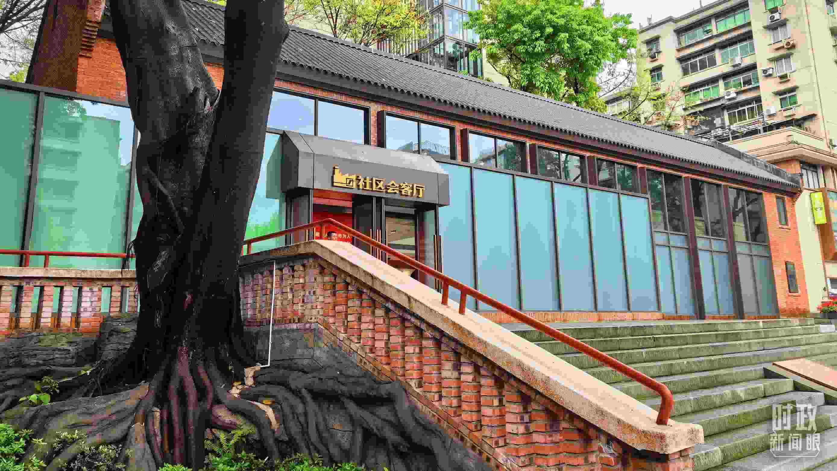 △民主村社區(qū)會客廳。（總臺央視記者程鋮拍攝）