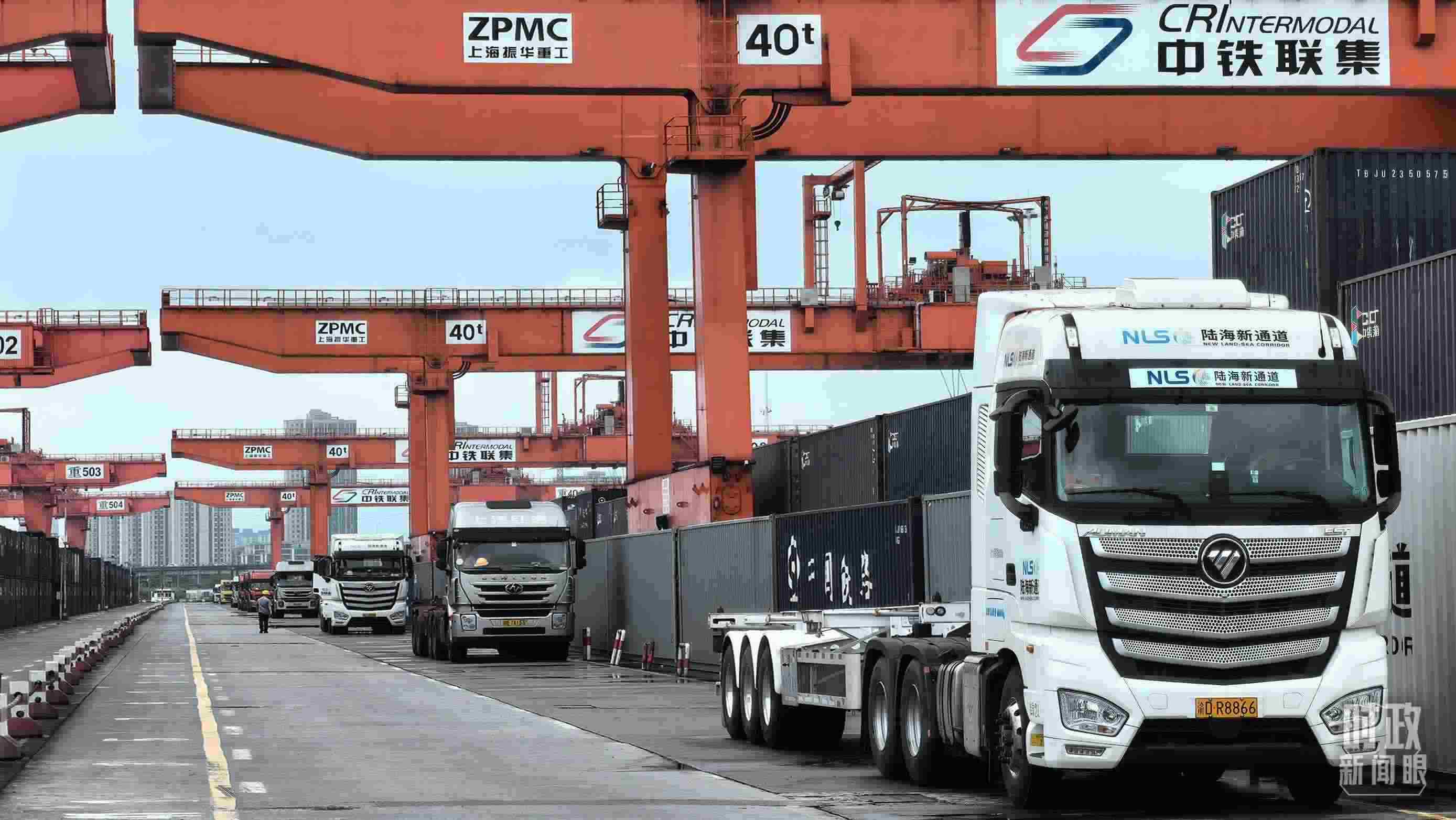 △重慶國際物流樞紐園區(qū)。（總臺央視記者趙化拍攝）