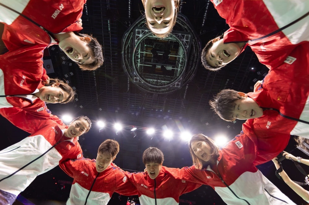 5月5日，中國隊在賽前互相鼓勵。新華社記者 江宏景 攝