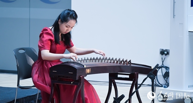 中英/北愛教育合作論壇現(xiàn)場。