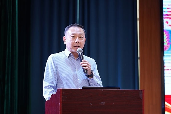 北京大鸞翔宇慈善基金會理事長、周恩來侄外孫沈清講述周恩來的讀書故事。