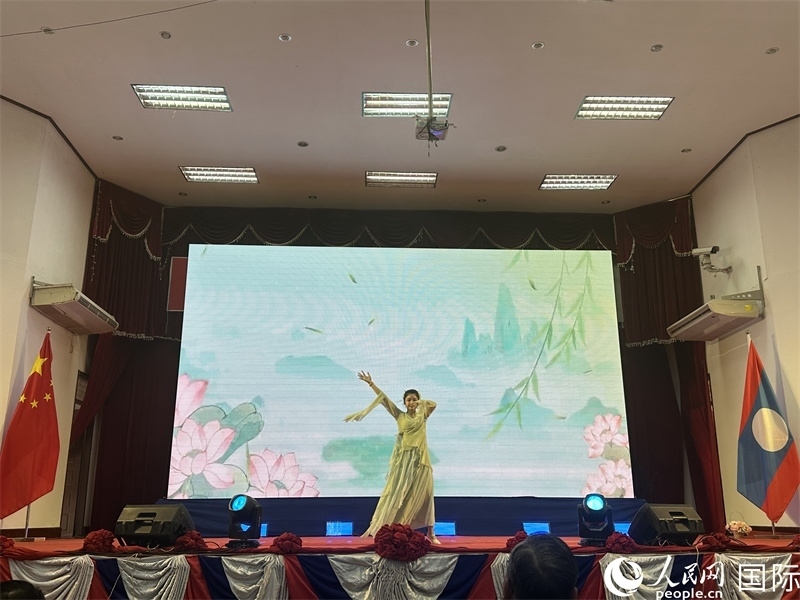 圖片：老撾選手參加第二十三屆漢語橋世界大學生中文比賽老撾賽區(qū)決賽。孫廣勇攝