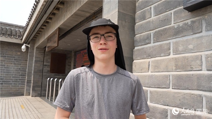 圖為德國(guó)籍游客埃里克·西伯特。人民網(wǎng)記者 吳超嵐攝