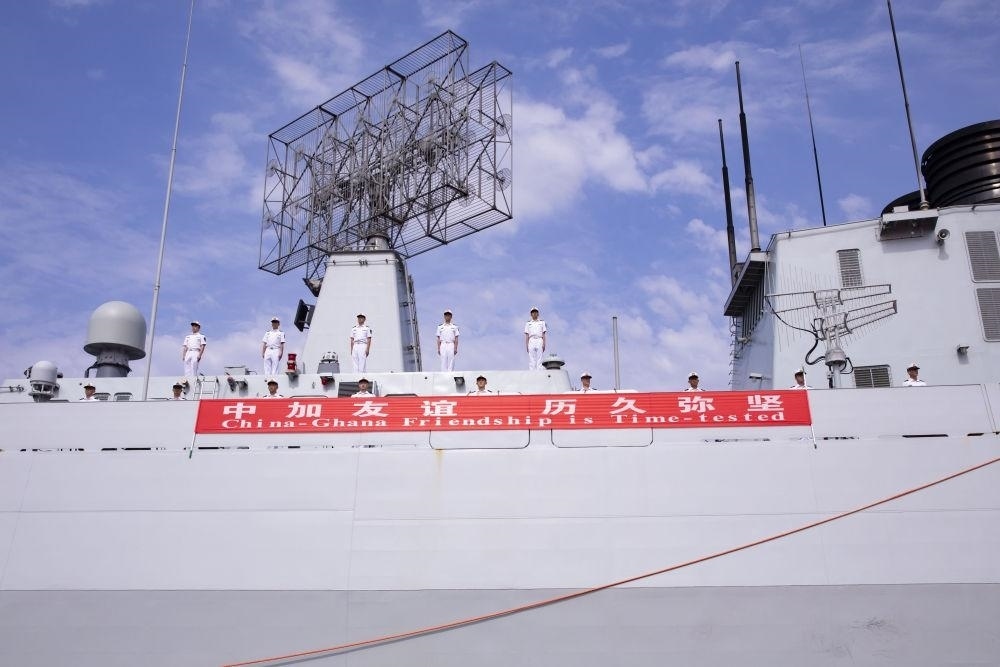 2023年6月27日，中國海軍第43批護航編隊抵達加納特馬港碼頭，開始對加納進行為期4天的友好訪問。