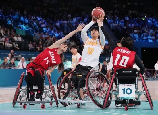 巴黎殘奧會(huì)｜“撞車、摔倒，我們都習(xí)慣了”