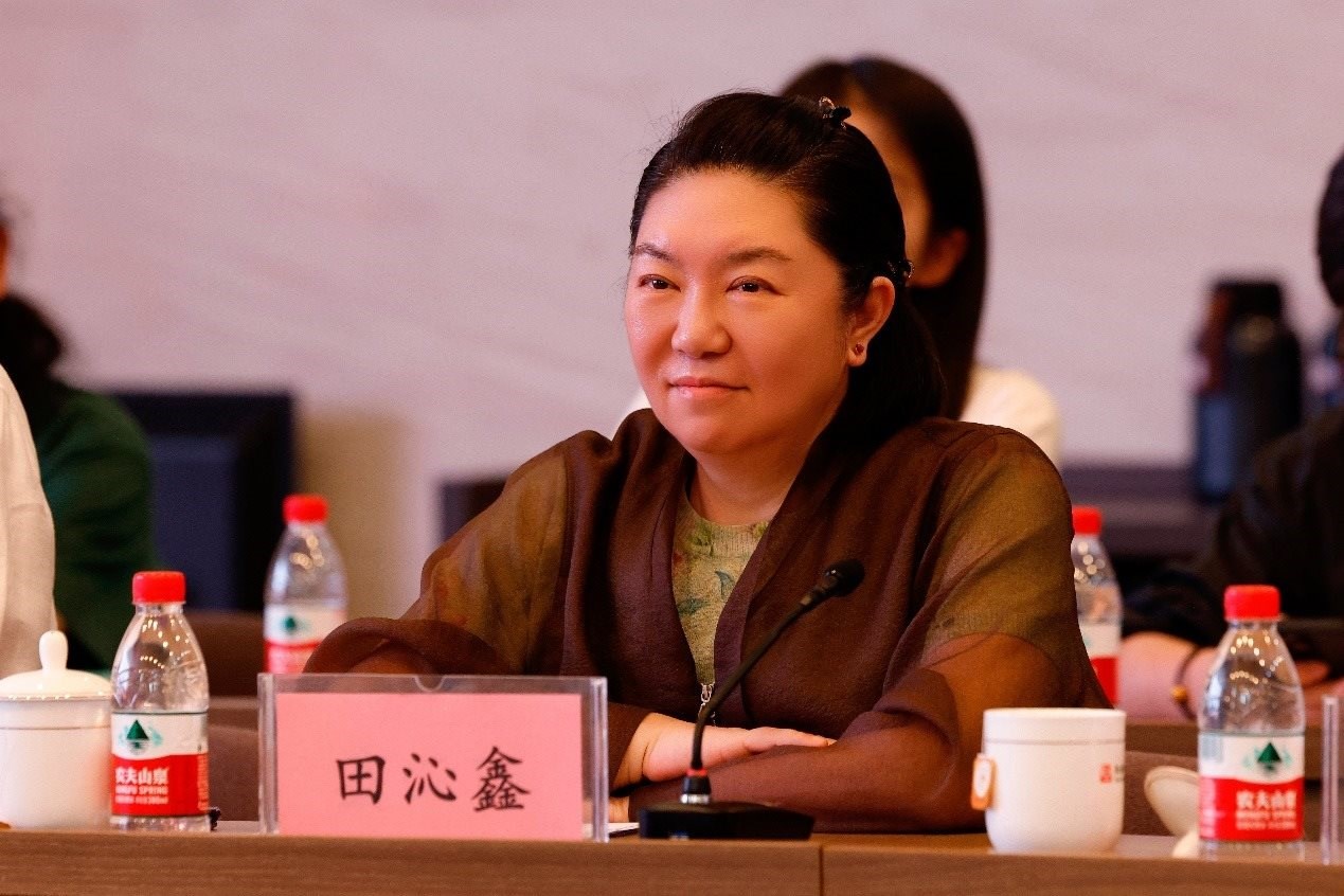 中國(guó)國(guó)家話劇院院長(zhǎng)田沁鑫。國(guó)話供圖