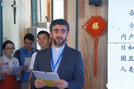 里約天主教大學校長安德森·佩德羅索在活動現(xiàn)場致辭。人民網(wǎng)記者 陳海琪攝