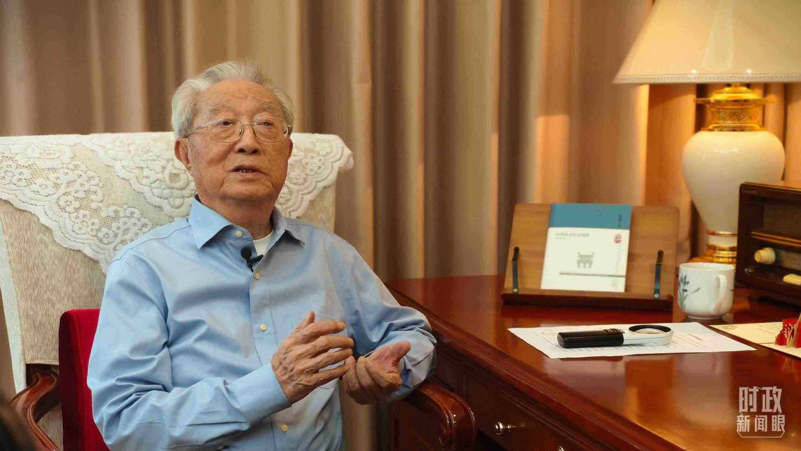 “人民教育家”國家榮譽稱號獲得者張晉藩。（總臺央視記者李立拍攝）