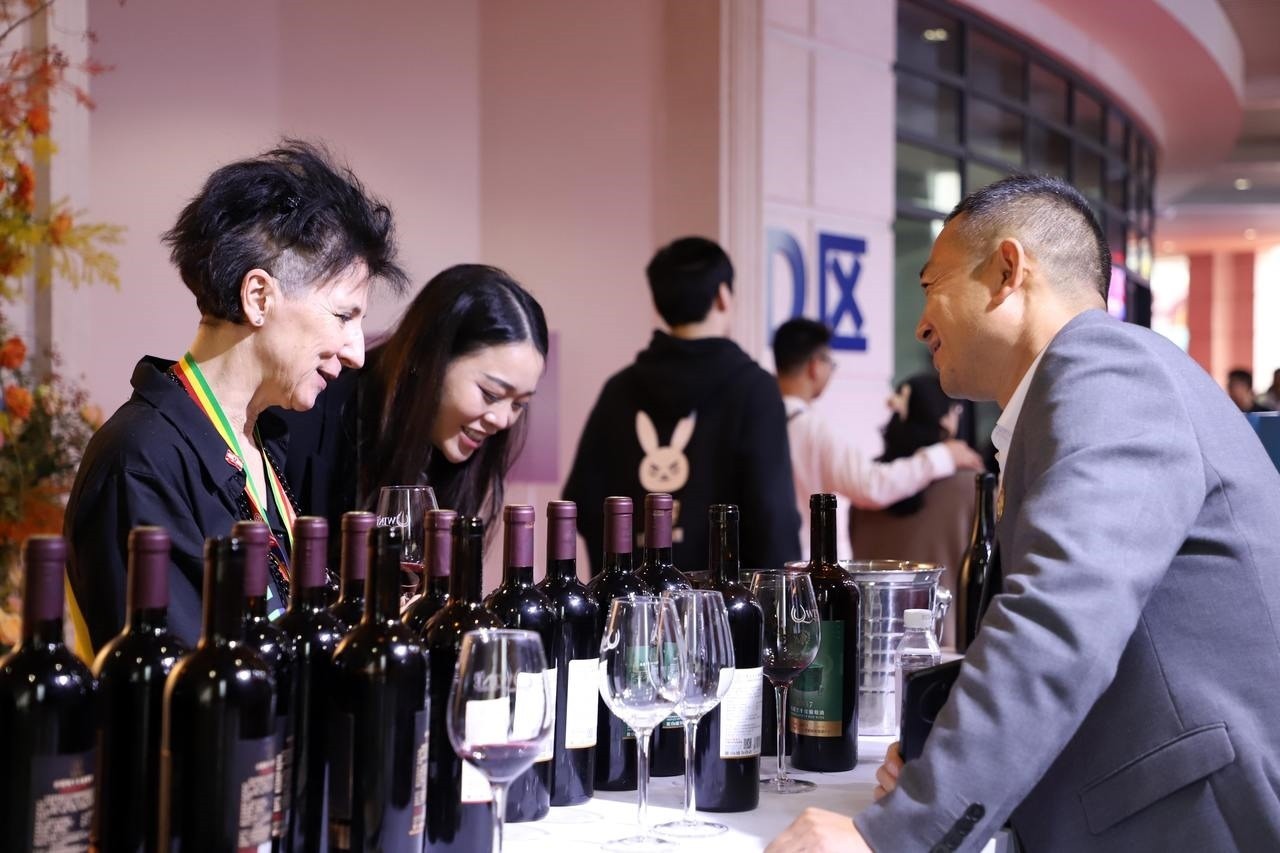 第五屆華僑進(jìn)口商品博覽會在浙江青田開幕。新華社記者 張曉潔 攝