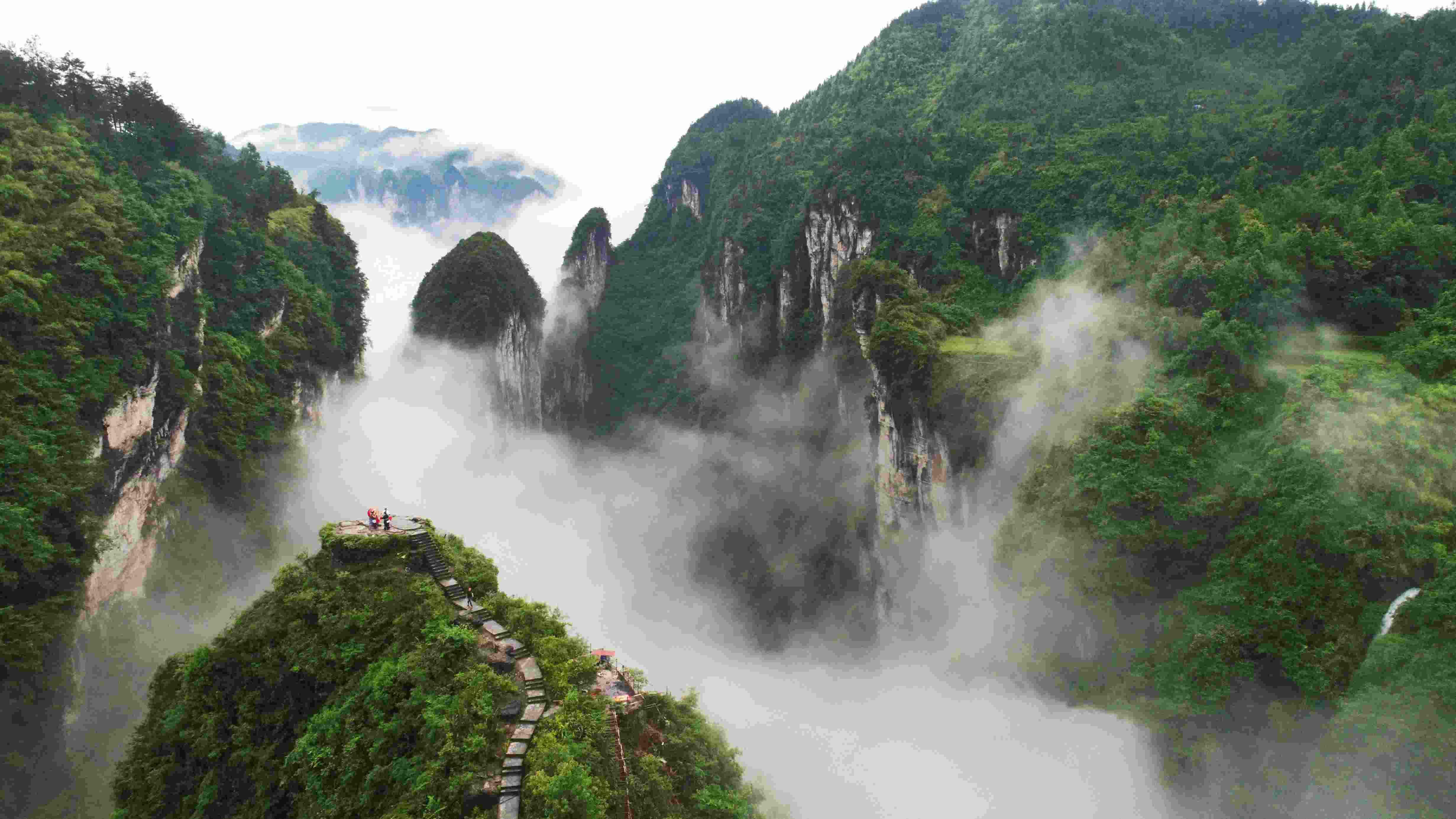 湖南矮寨國家森林公園。受訪者供圖