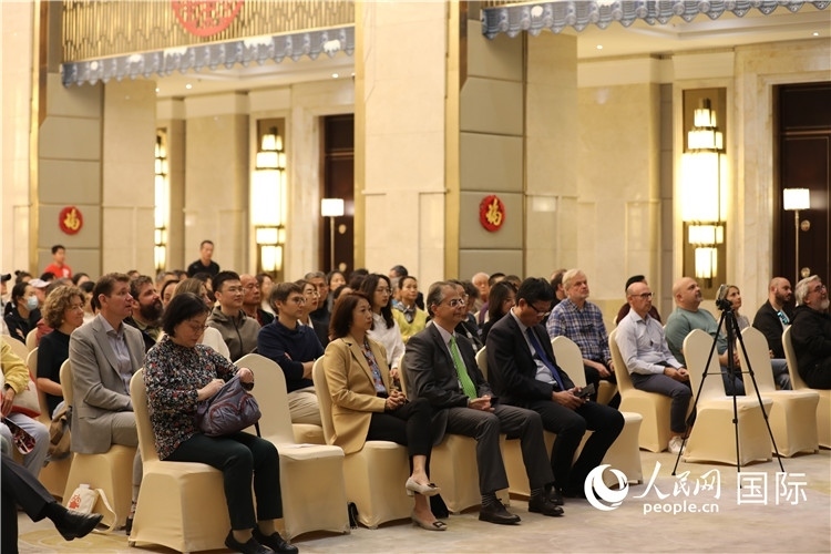 觀(guān)眾在觀(guān)影 （人民網(wǎng) 殷韜攝）