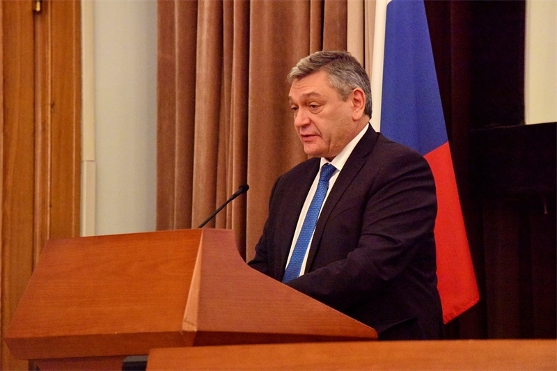 俄羅斯外交部副部長(zhǎng)魯?shù)强浦罗o。主辦方供圖