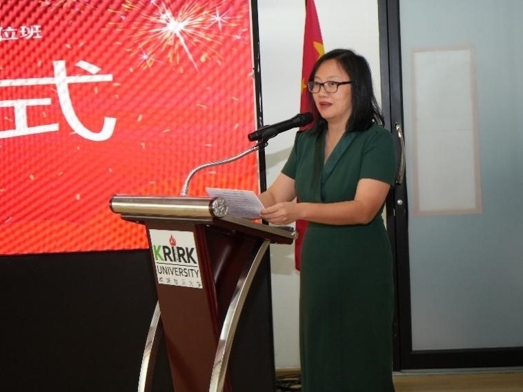 泰國華文教師公會主席羅鐵英致辭。主辦方供圖