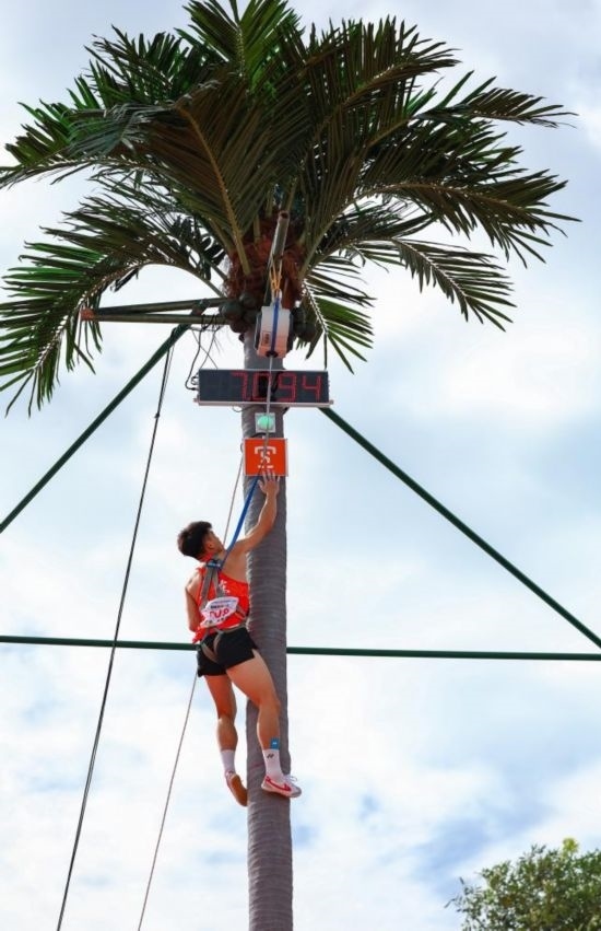 11月23日，廣東隊選手黃新鴻在比賽中。新華社記者 楊植森 攝