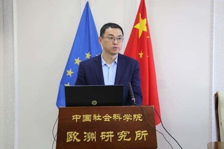 社會科學(xué)文獻出版社副總編輯童根興作開幕式致辭。吳迪攝