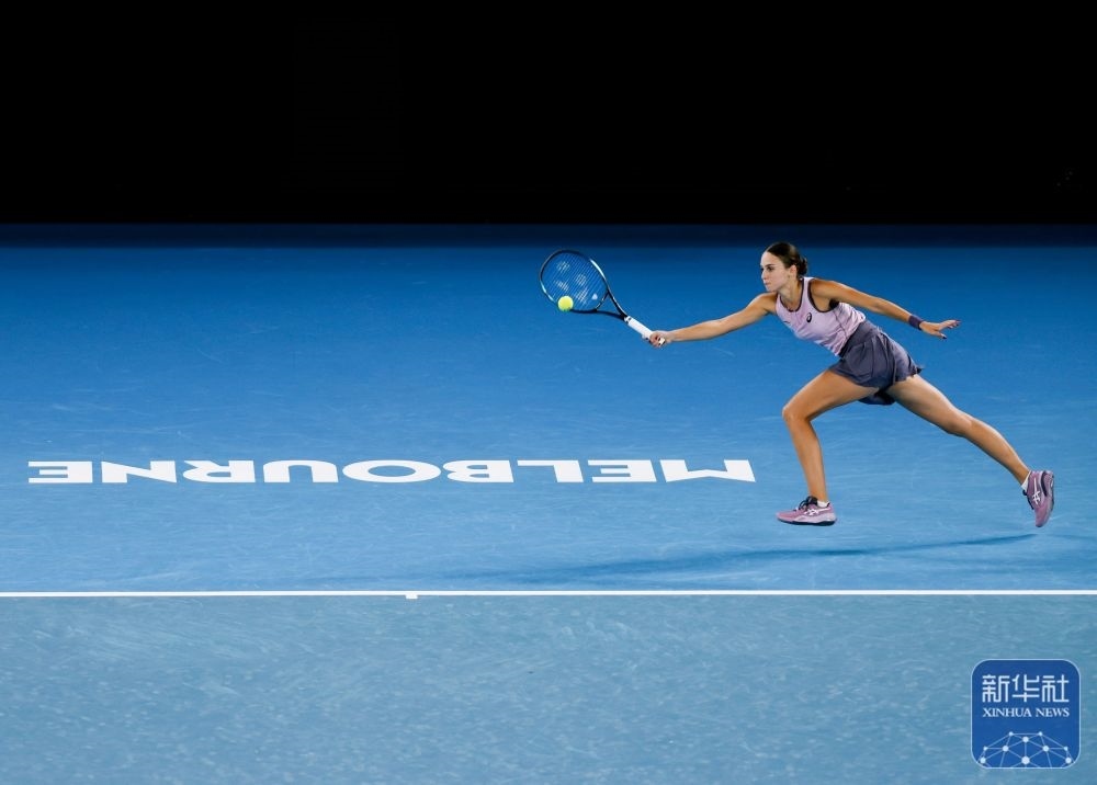 ↑托多尼在比賽中回球。新華社記者 馬平 攝