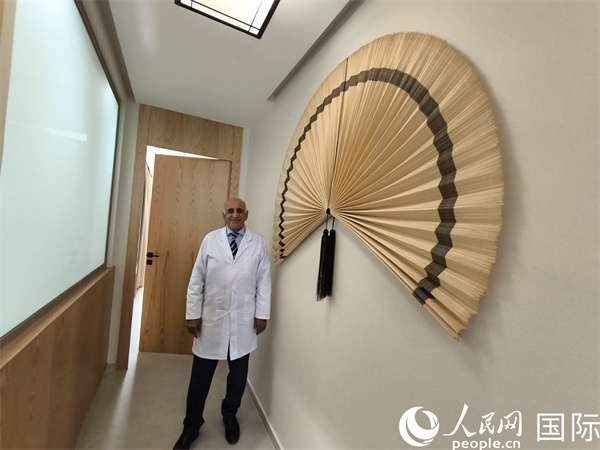 哈利勒的診所內(nèi)。人民網(wǎng)記者 黃培昭攝