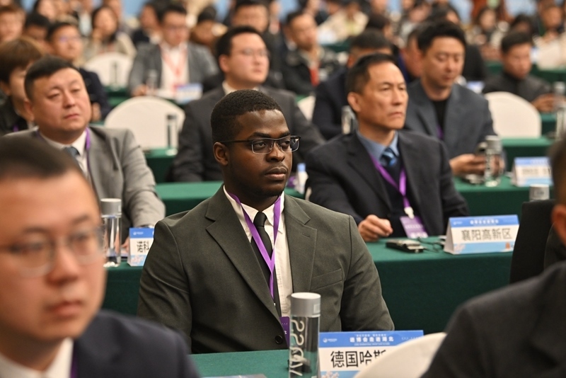 外企代表參加“進(jìn)博會走進(jìn)湖北”活動主題推介會。人民網(wǎng)記者 翁奇羽攝