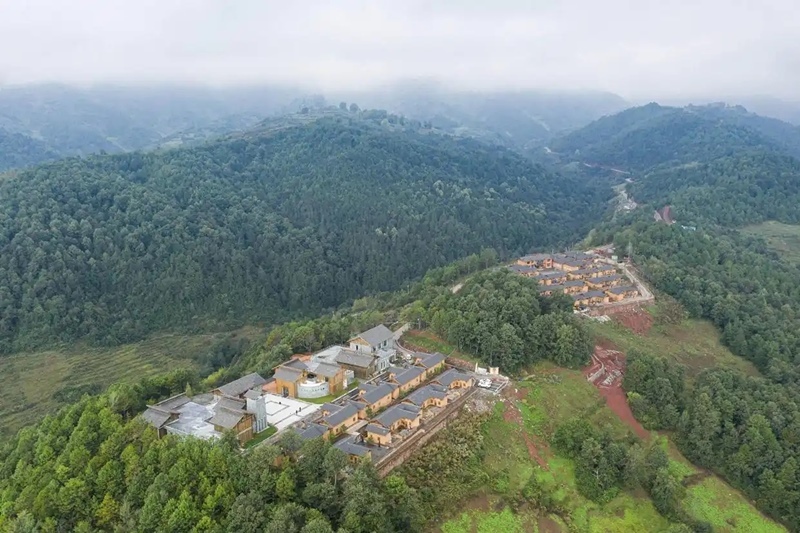 2020年10月13日拍攝的三河村新村聚居點(diǎn)。 