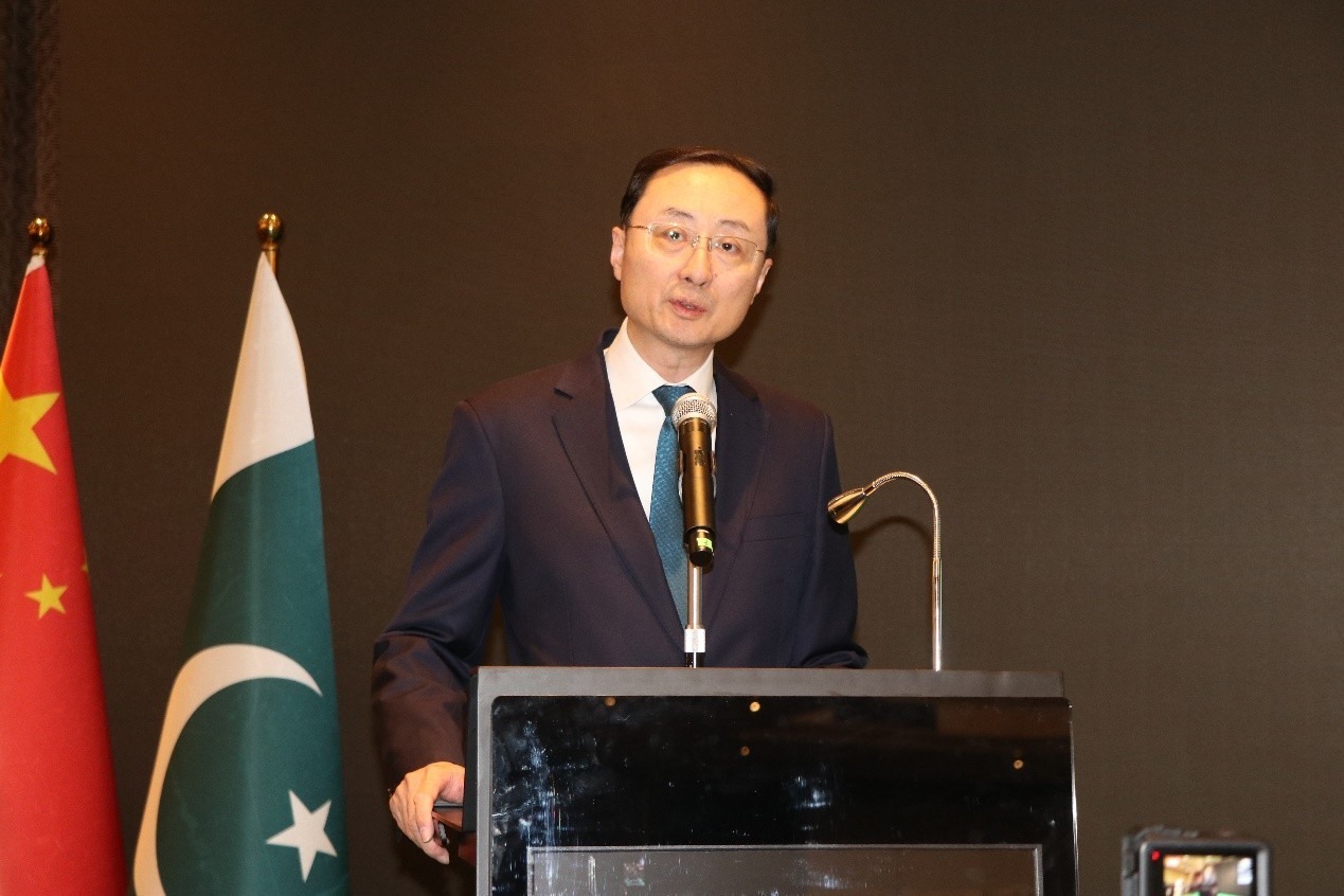 外交部副部長孫衛(wèi)東致辭。巴基斯坦駐華大使館供圖