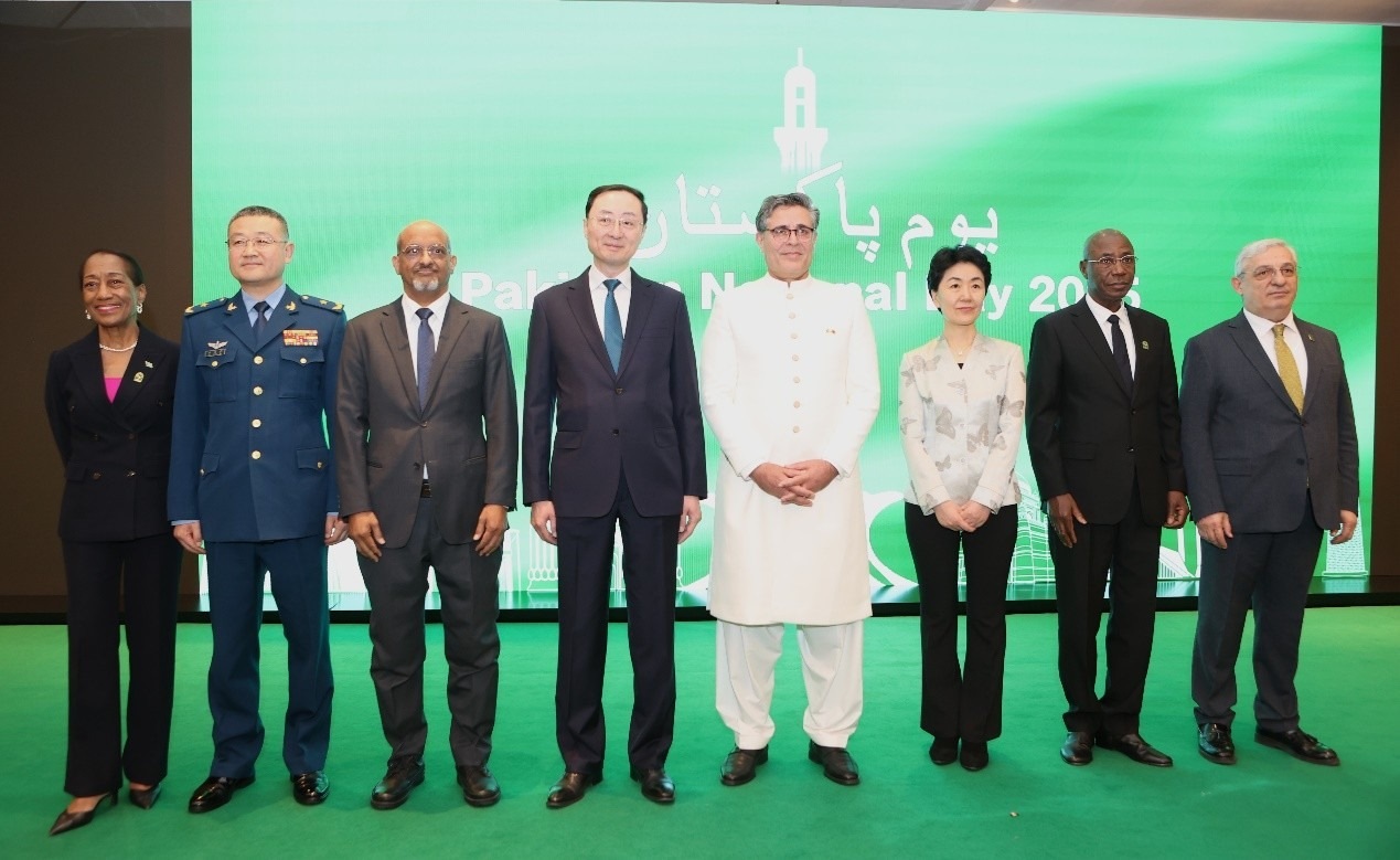 出席招待會的主要嘉賓合影。巴基斯坦駐華大使館供圖